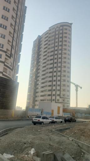 عکس برج رادین