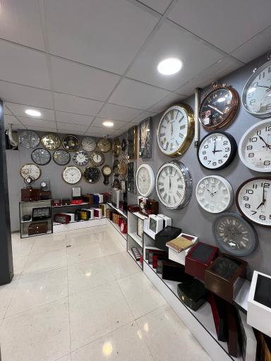 عکس گالری ساعت آریانا