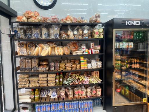 عکس کافه نان و شیرینی فرانسوی