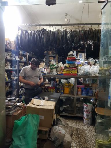 عکس فروشگاه صنعت حیدری (پیچ، مهره، تسمه و بلبرینگ)