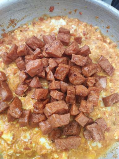 عکس صبحانه خوری موجب
