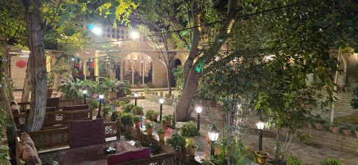 رستوران باغ گردو