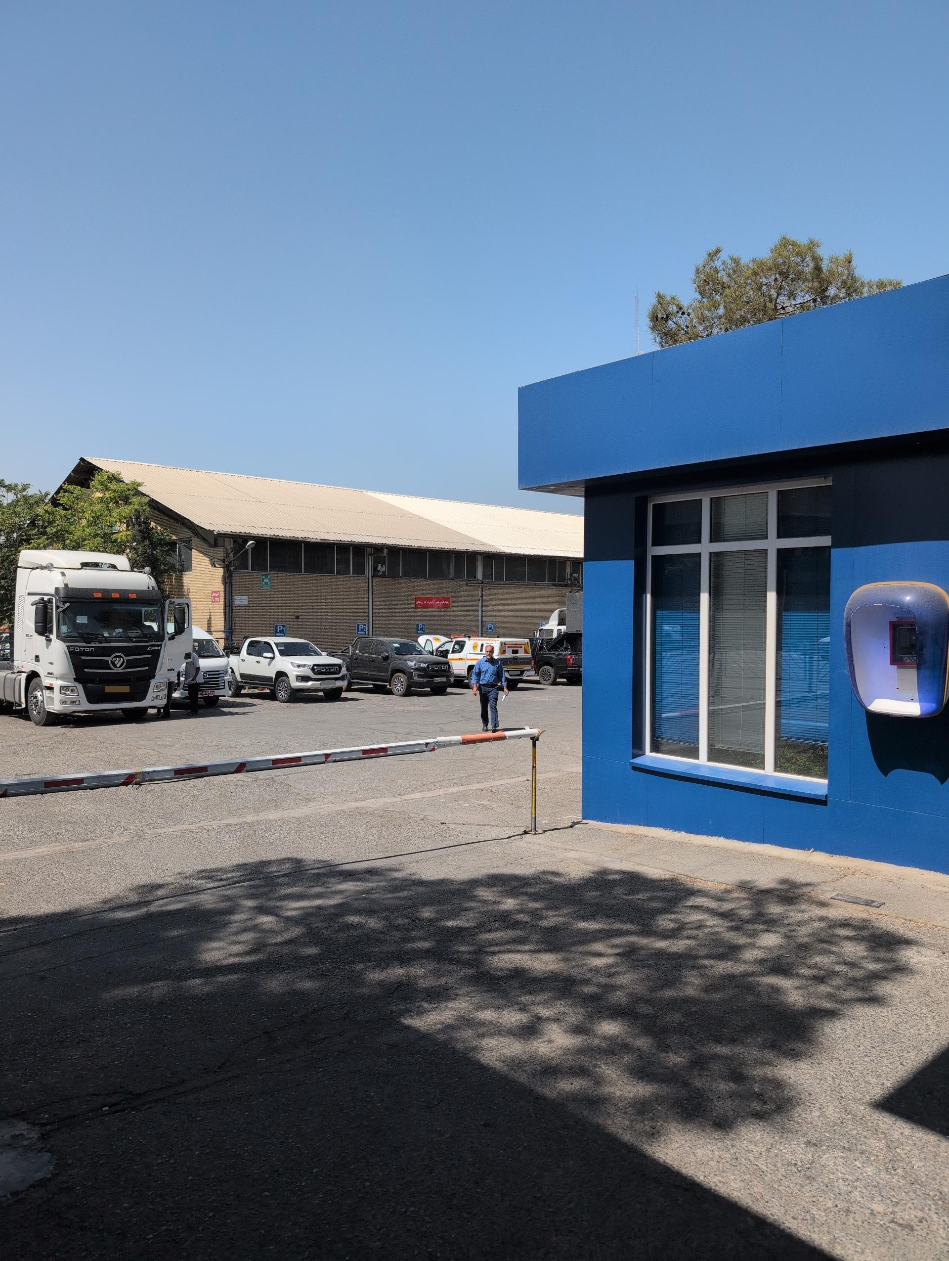 عکس نمایندگی مرکزی تعمیرگاه ایران خودرو دیزل گواه