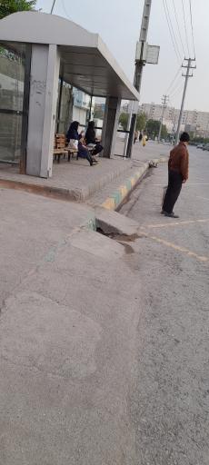 عکس ایستگاه اتوبوس میدان معراج
