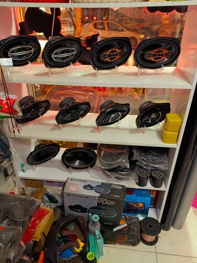 عکس آریا اسپرت