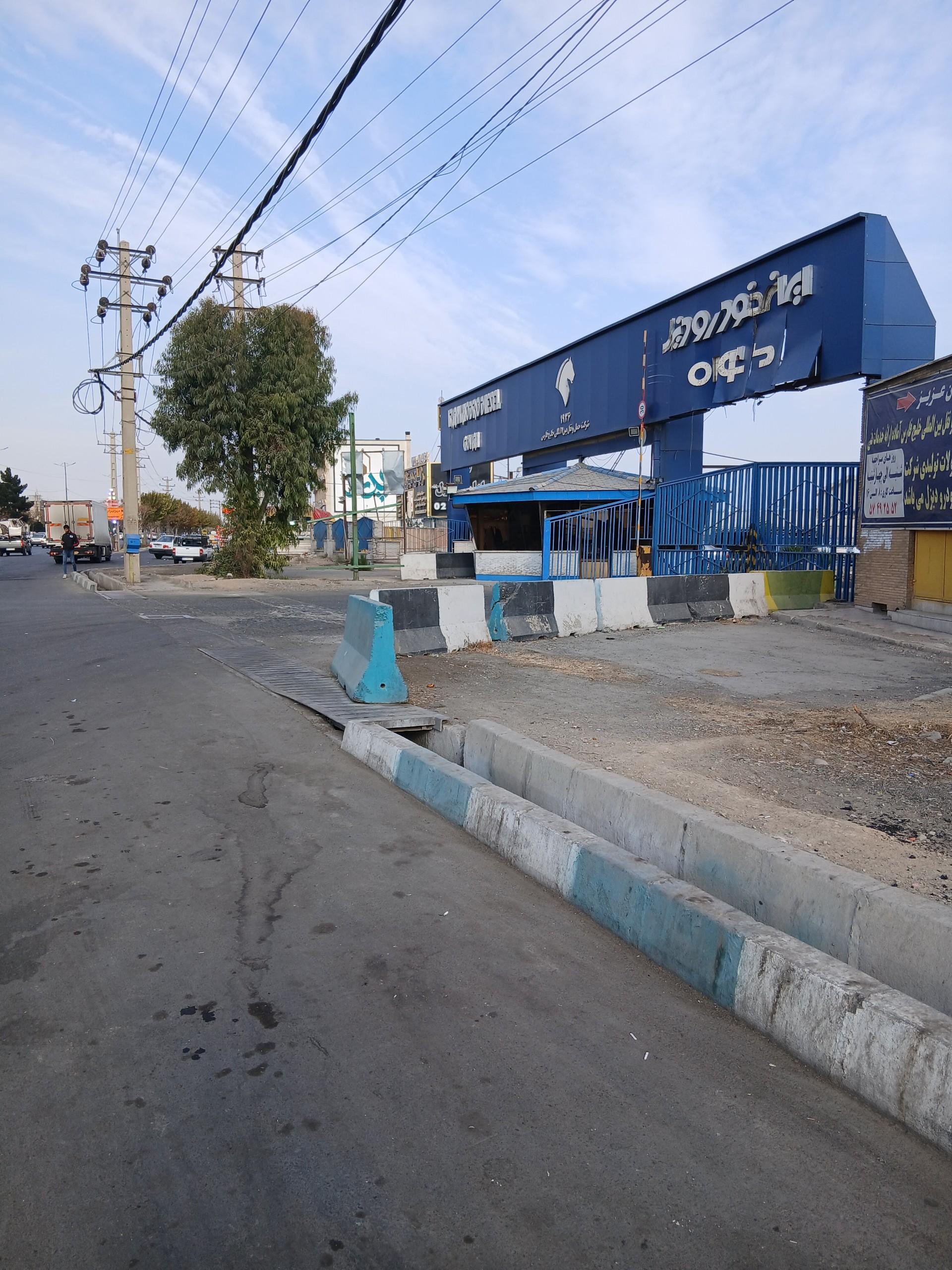 عکس نمایندگی مرکزی تعمیرگاه ایران خودرو دیزل گواه