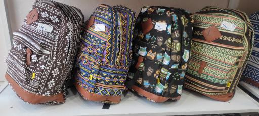 عکس فروشگاه کیف لاویسان شعبه قم(داودی)