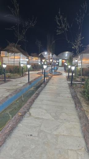 عکس باغ رستوران شهرزاد