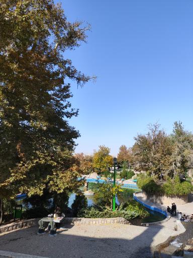 عکس آرامگاه یار محمد خان سردار مفخم شادلو