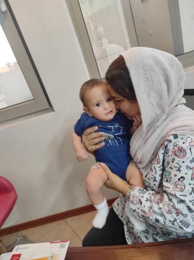 عکس نی نی ناجی دکتر مهرنوش جهانبین متخصص نوزادان و کودکان