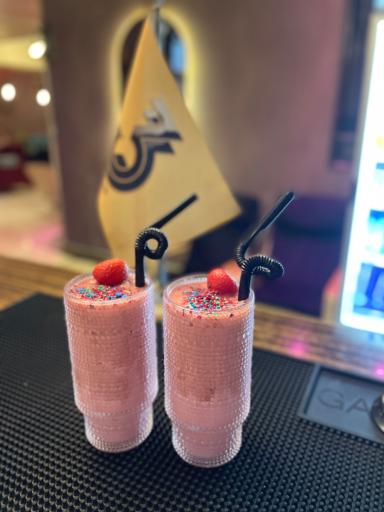 عکس کافه ۳۳