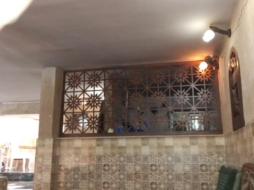 عکس سفره خانه سنتی هخامنش