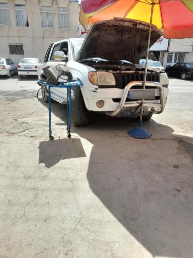 عکس تعمیرگاه کابلی (گاراژ دانیال)