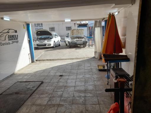 عکس تعمیرگاه کابلی (گاراژ دانیال)