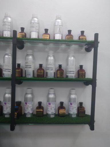 عکس عطریات احمدی