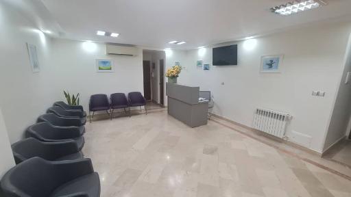 عکس دکتر احسان مرادی (متخصص جراحی مغز و اعصاب)