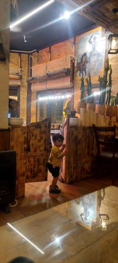 عکس کافه شانی