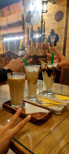 عکس کافه شانی