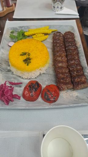 رستوران گیلانه