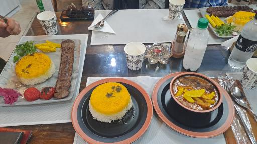 رستوران گیلانه