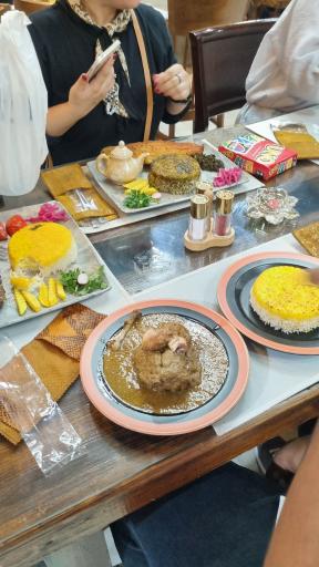 عکس رستوران گیلانه