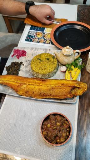 عکس رستوران گیلانه