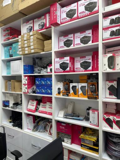 عکس فروشگاه کامپیوتر و شبکه اوا ایتی