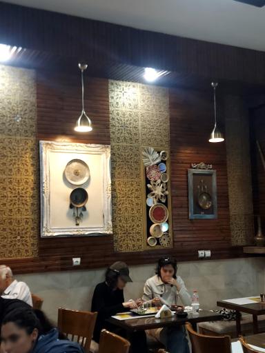 عکس رستوران گیلانه