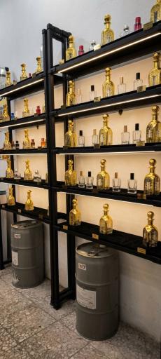 عکس عطریات احمدی