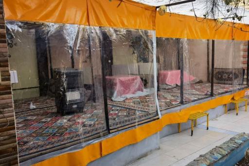 عکس باغ رستوران ظهور