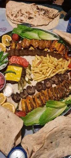 عکس رستوران سنتی کوچه باغ