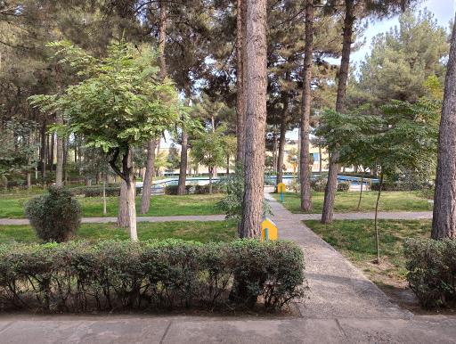 عکس کارخانجات ریسندگی، بافندگی و پوشاک جامعه