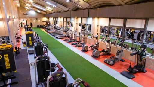 عکس باشگاه بدنسازی استاد لکزایی شعبه آستان قدس