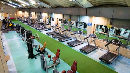 عکس باشگاه بدنسازی استاد لکزایی شعبه آستان قدس