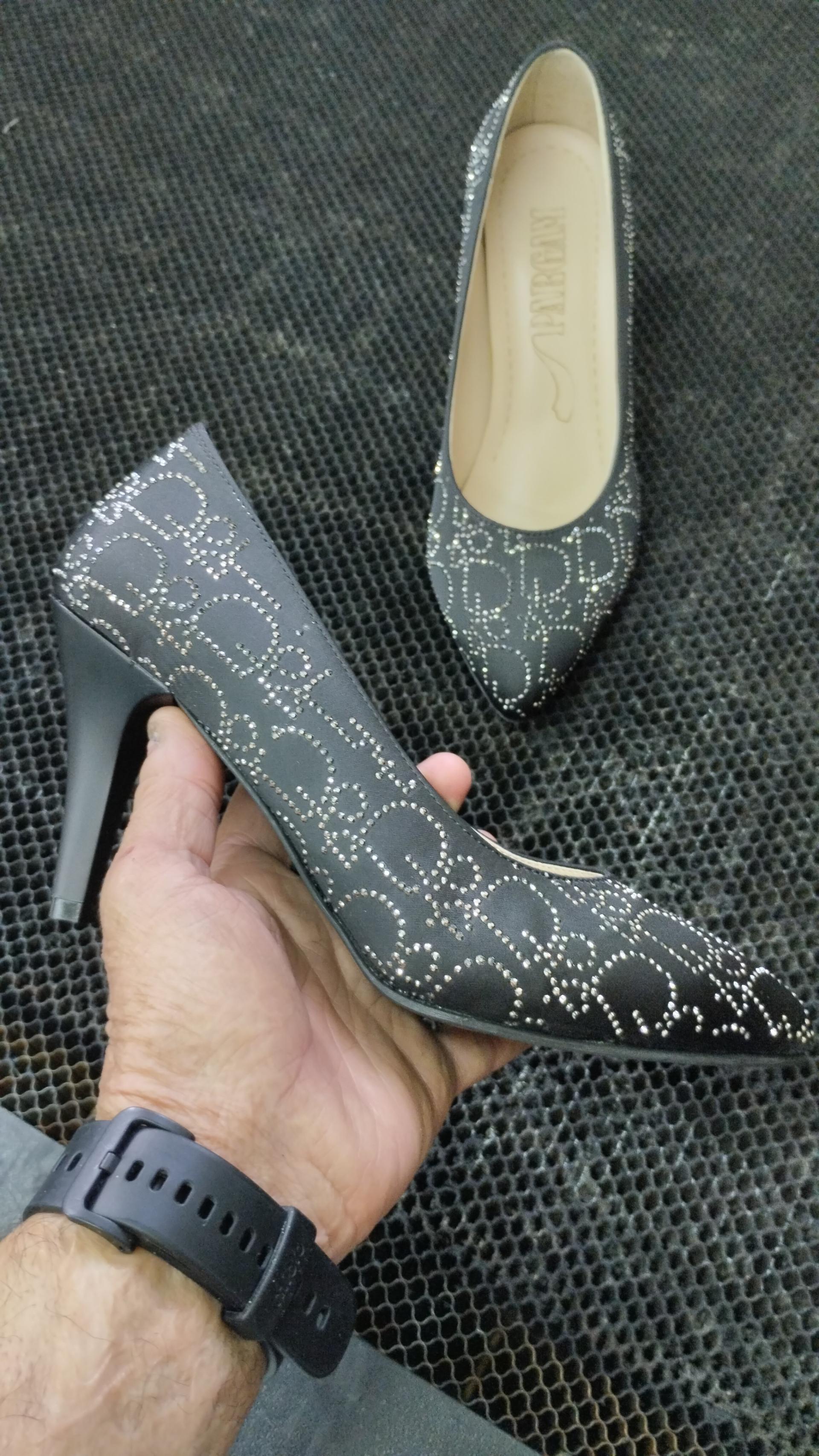 عکس کفش پرگام