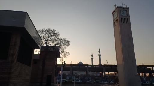 عکس برج ساعت میدان مطهری