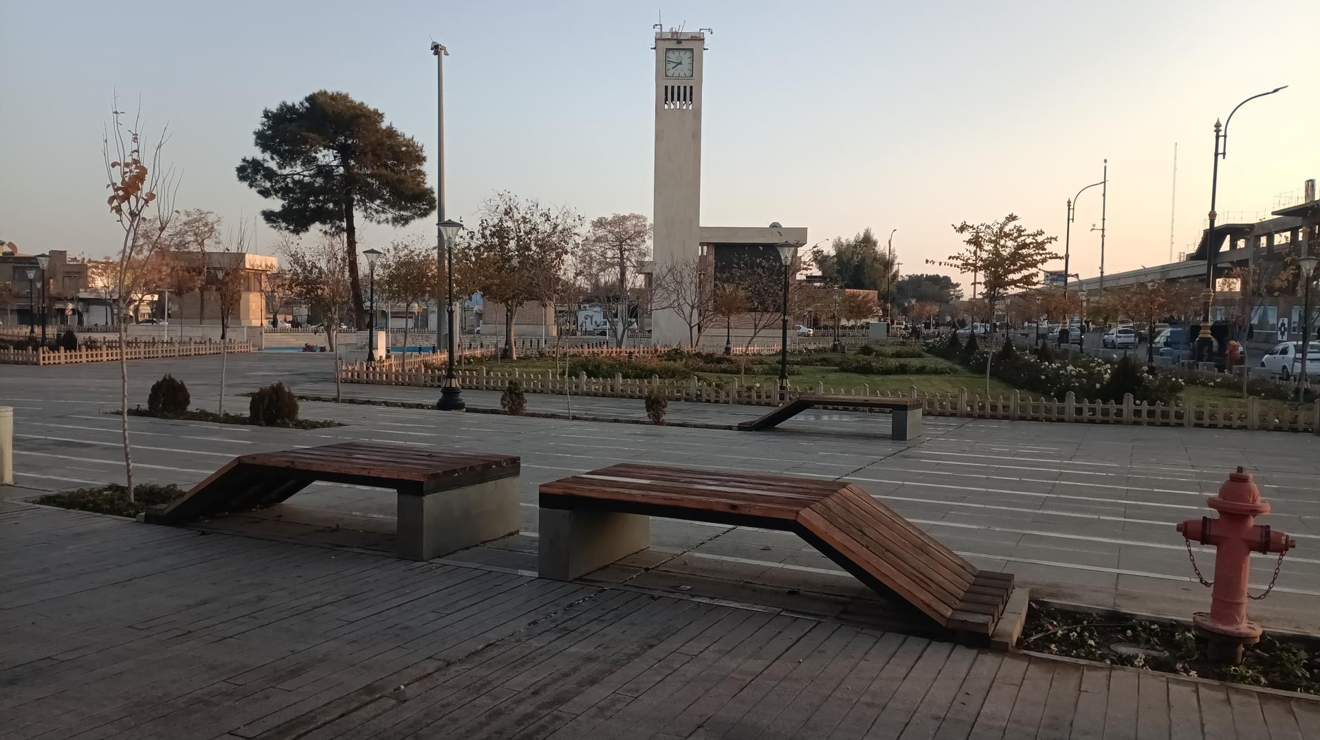 عکس برج ساعت میدان مطهری