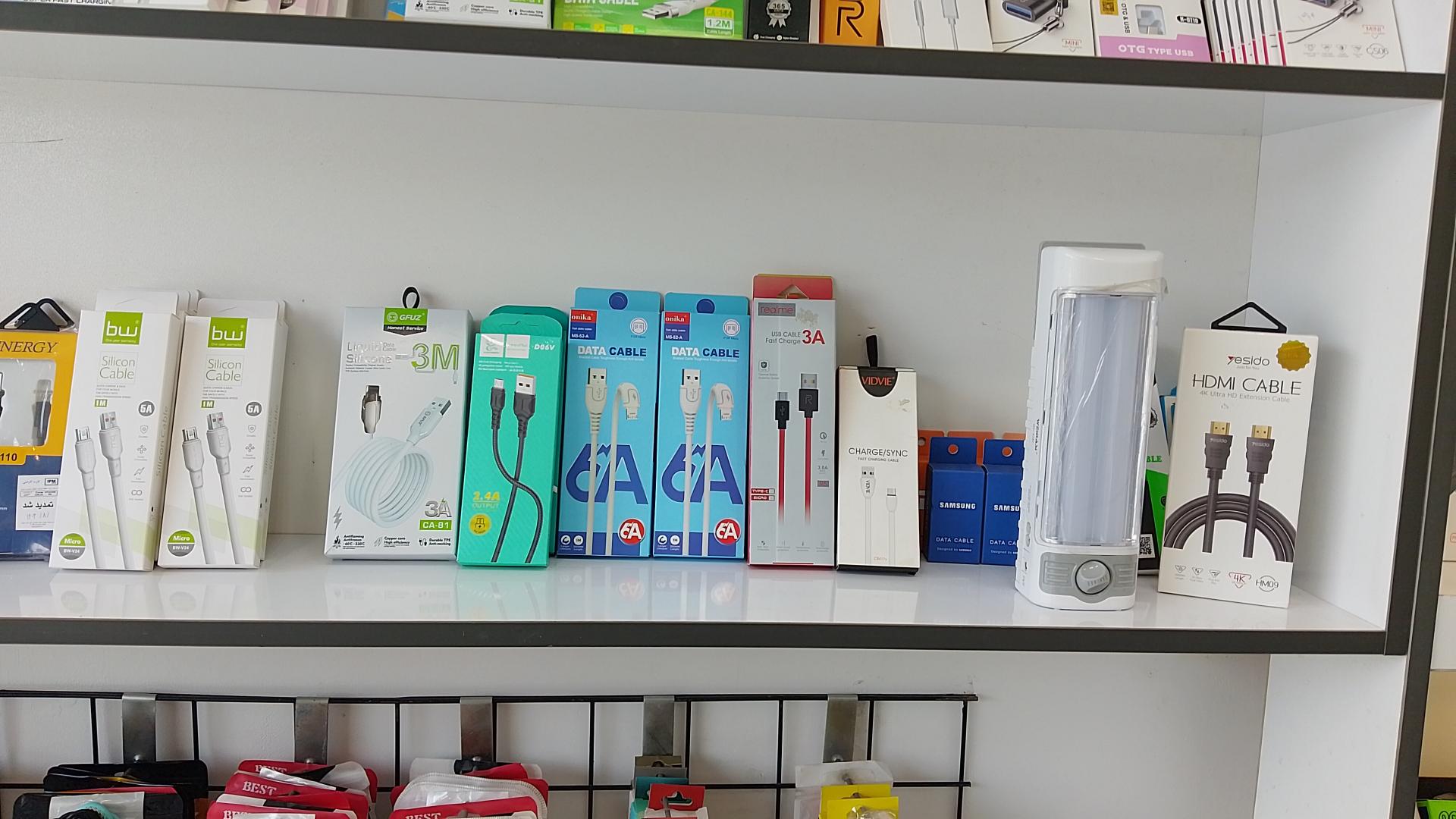 عکس فروشگاه و تعمیرگاه دکتر موبایل مدیریت نعمتی