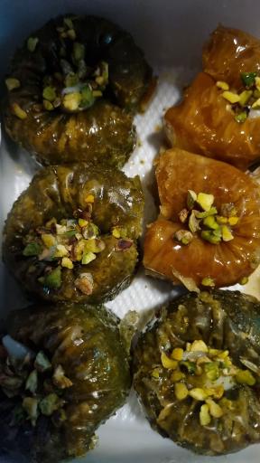 عکس کافه باقلوا کریم اغلو