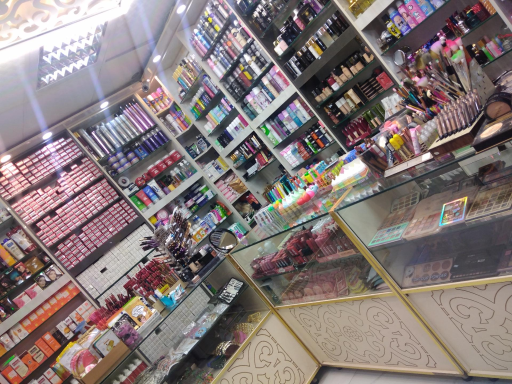عکس آرایشی آک