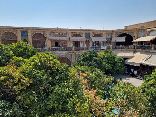 عکس بازار وکیل