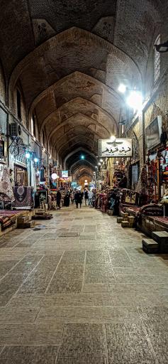 عکس بازار وکیل