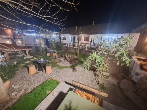 عکس کافه کارگاه گلابه