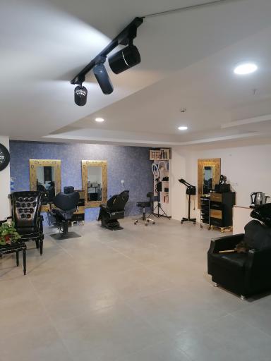 عکس سالن زیبایی و آکادمی پریا