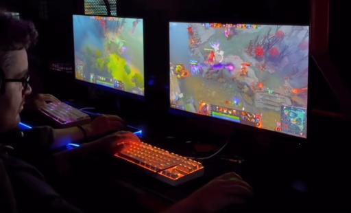 عکس گیم سنتر آسمان