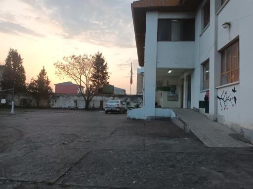 عکس مدرسه صدیقه کبری