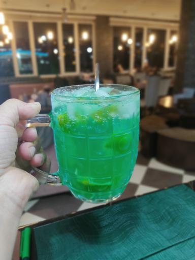 عکس کافه فود سالمآنا 