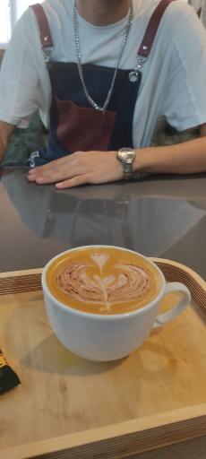 عکس کافه فود سالمآنا 