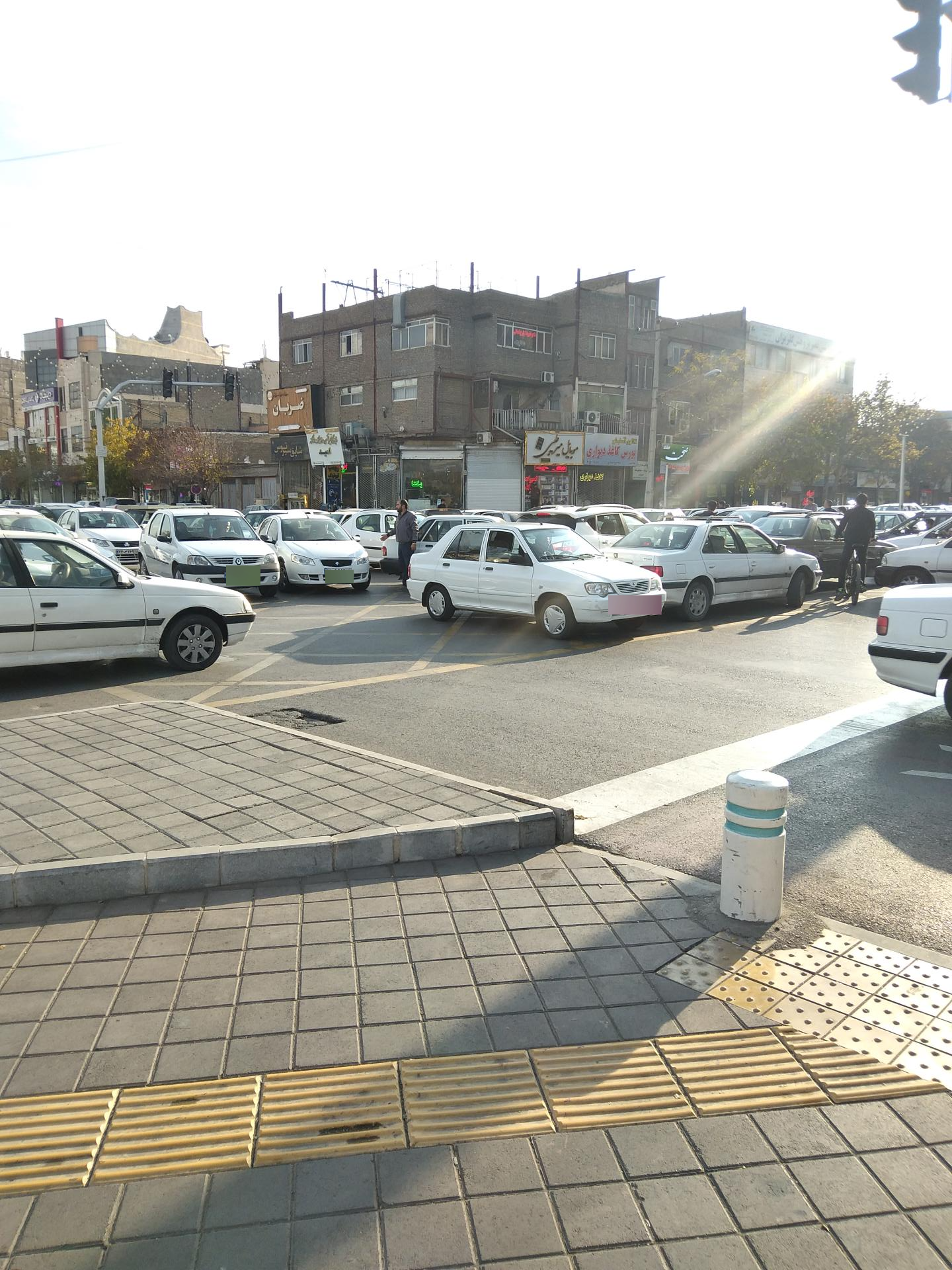 عکس چهارراه سی و پنج متری ( عین القضات )