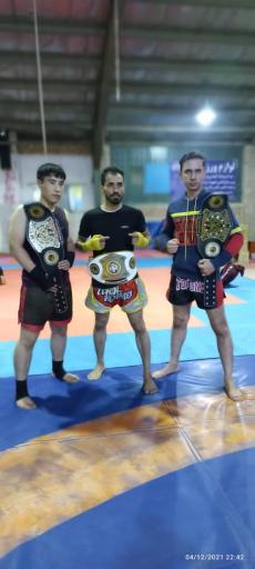 عکس باشگاه کیک بوکسینگ مبارزان